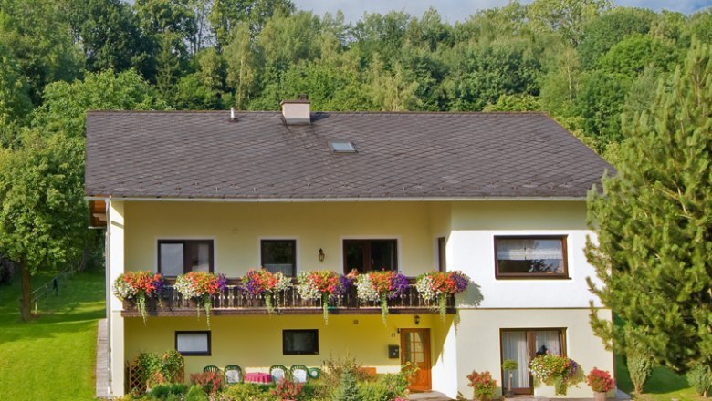 Our house, &copy; Wachabauer